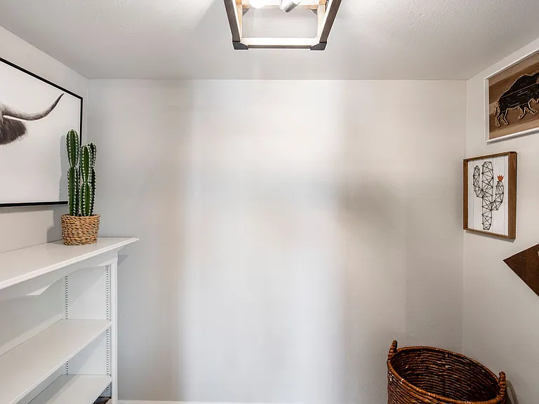 4909 E Sweetwater Ave — Photo 27