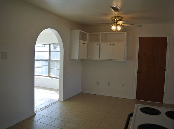5th image of 2766 E 10th St