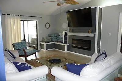 422 Avocado Ave — Photo 9