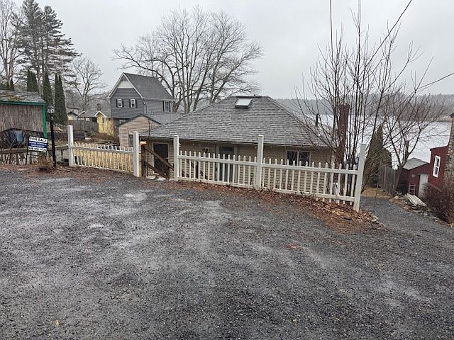 1st image of 46 Finn Park Rd