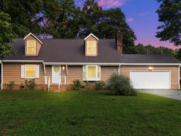 224 Meadow Green Dr, Ringgold, GA 30736