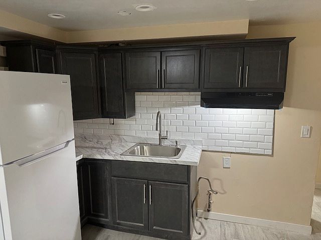 1st image of 1119 N Underhill St APT G