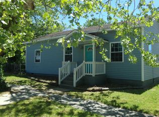 219 W 10th St, Baxter Springs, KS 66713