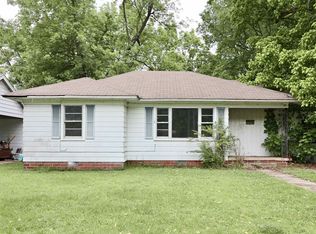 302 W 10th St, Trenton, TN 38382