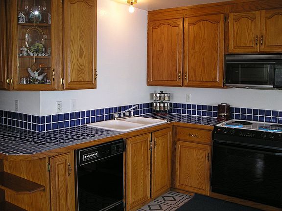 3rd image of 6710 E J St