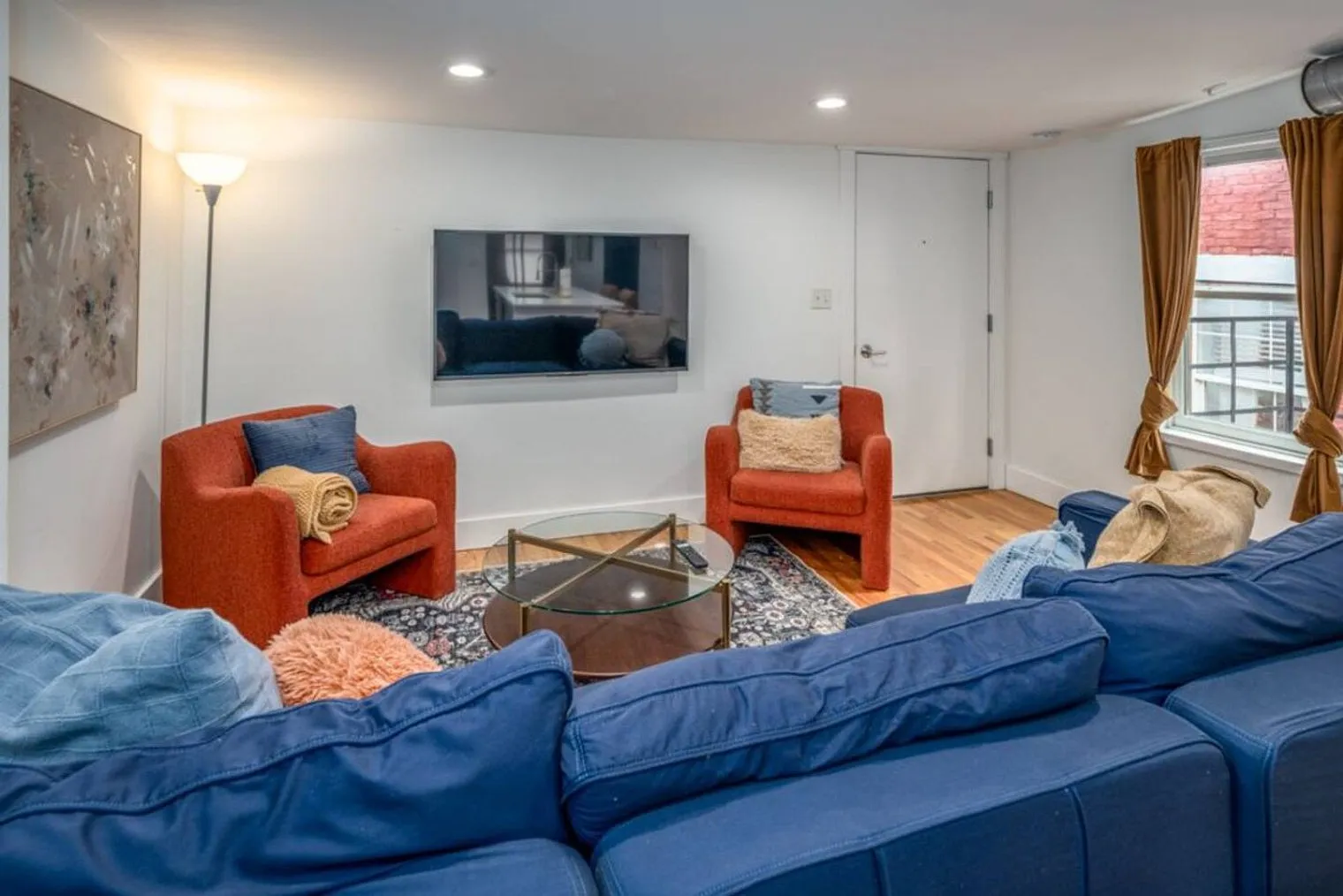 1 bed, 1.0 bath, 1797 sqft, $1,575 — Photo 2