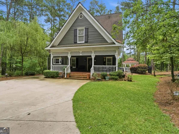 1241 Cedar Ridge Dr, Greensboro, GA 30642