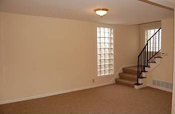 3rd image of 590 Maplewood Ave