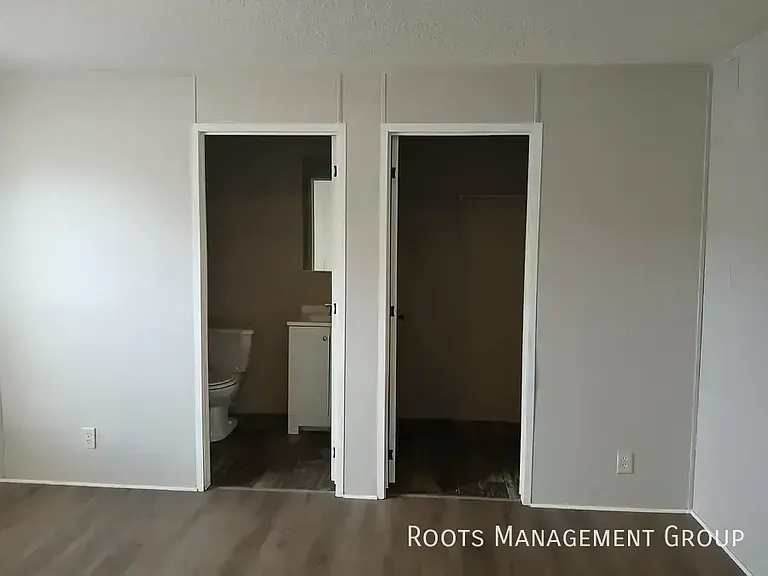 48 Oak St #48 — Photo 10