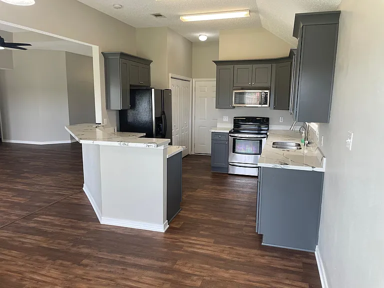 26 Tuscany Dr — Photo 13