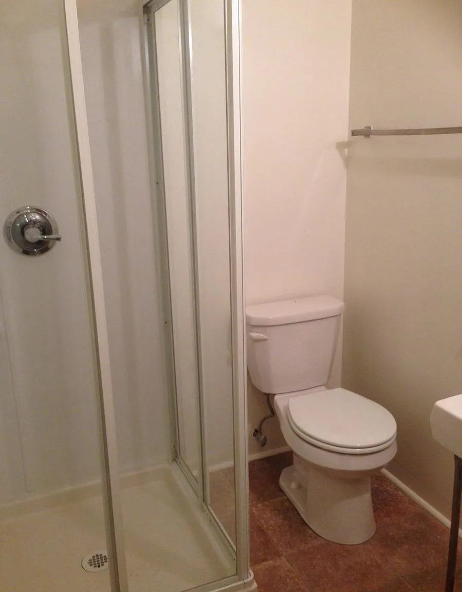 Studio, 280 sqft, $680 — Photo 4