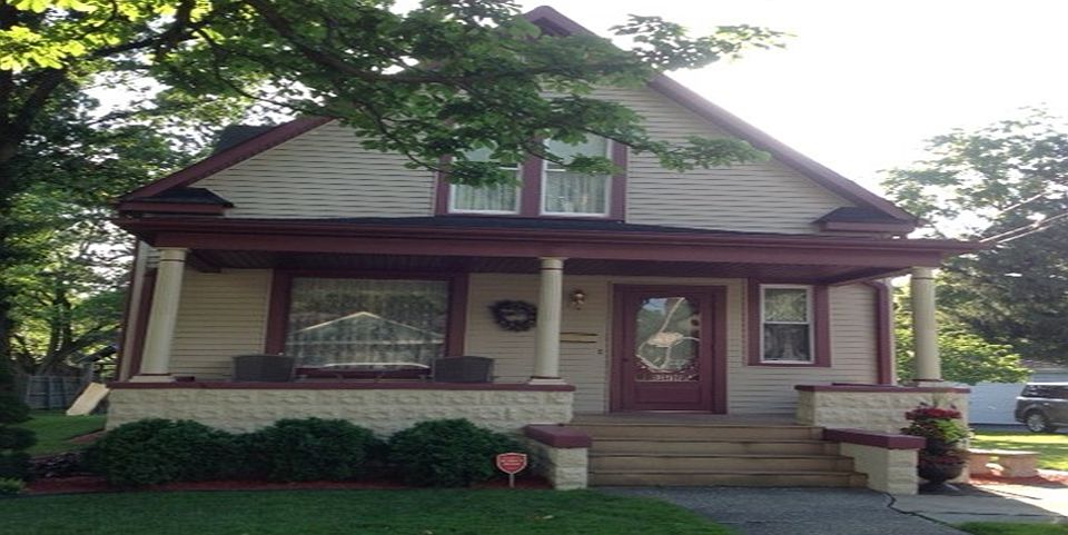 1st image of 230 N Kelly St