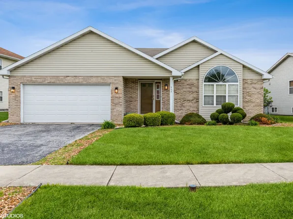 907 Mary Byrne Dr, Sauk Village, IL 60411
