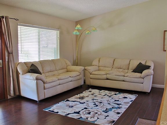 5th image of 28032 Gold Hill Dr