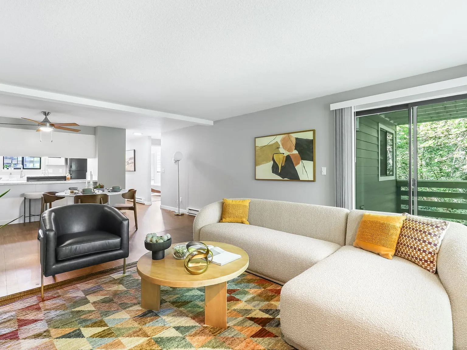 Veri on Cascade Barclay — Photo 4