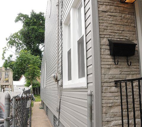 4th image of 503 Vanderbilt Ave