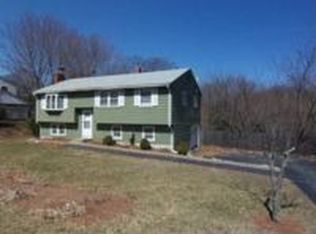 40 Fardon St, Billerica, MA 01821