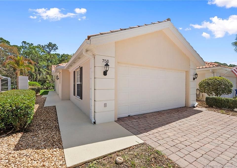 1st image of 756 SW Balmoral Trce