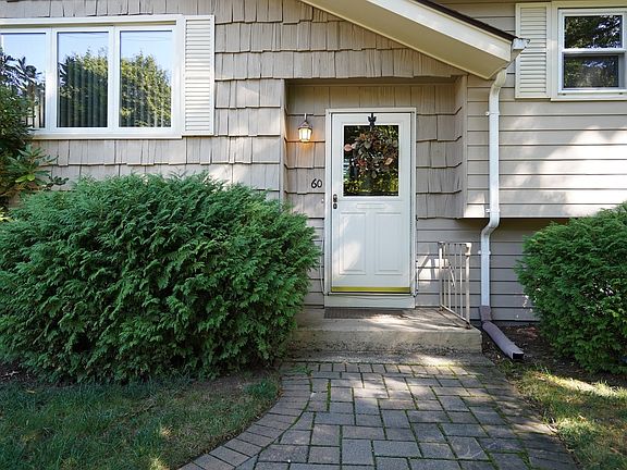 2nd image of 60 Old Farm Rd