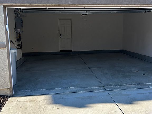 5th image of 41924 Zafra St