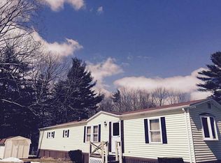 9 Friar Tuck Ln, Coventry, RI 02816