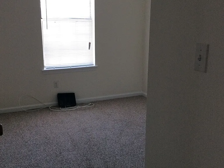 620 Shoreham Ct #204 — Photo 7