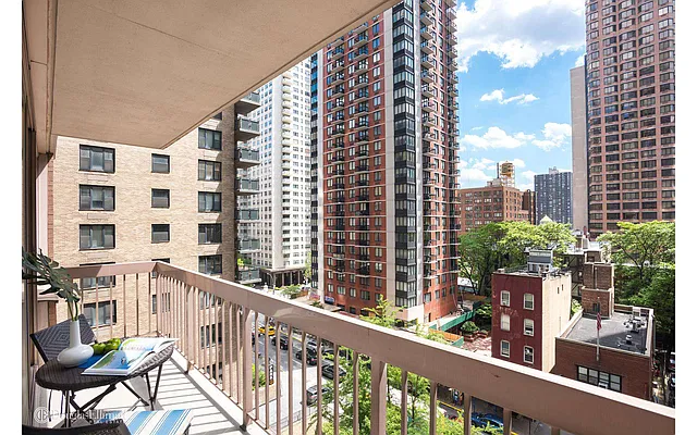 Sold by Douglas Elliman | media 28