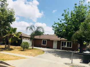 1049 S Clifford Ave, Rialto, CA 92376
