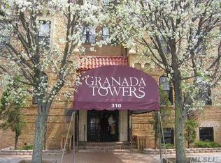 310 Riverside Blvd APT 5C, Long Beach, NY 11561
