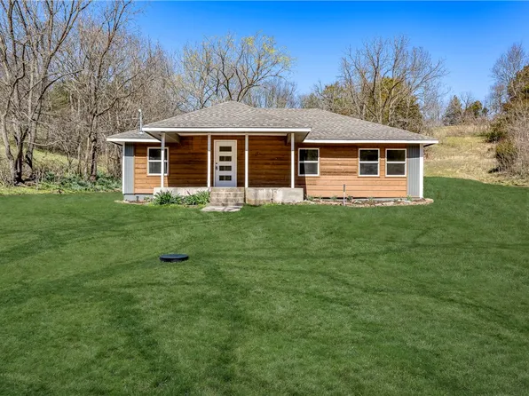 4091 Bear Hollow Rd, Pineville, MO 64856
