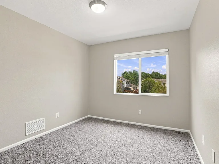 4028 Three Bridges Ct — Photo 24