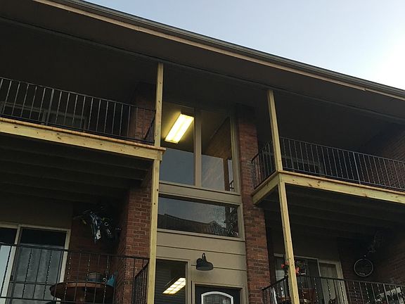 5th image of 49 Division St APT 4