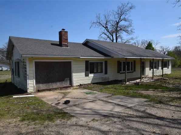 102317 S 4629th Rd, Sallisaw, OK 74955