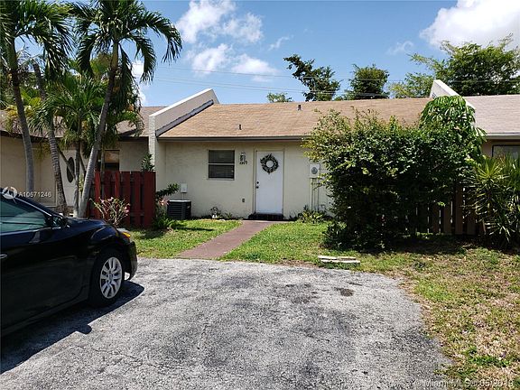 2nd image of 1319 Woodpecker St #1319
