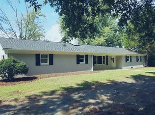 402 Meadow Branch Rd, Reidsville, NC 27320