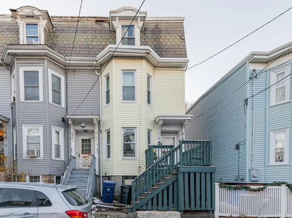 96 Buttonwood St, Dorchester, MA 02125