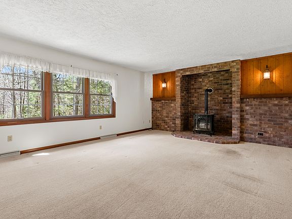 5th image of 10501 N 22nd St