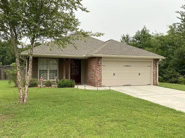 59 Hawthorne Dr, Hattiesburg, MS 39402