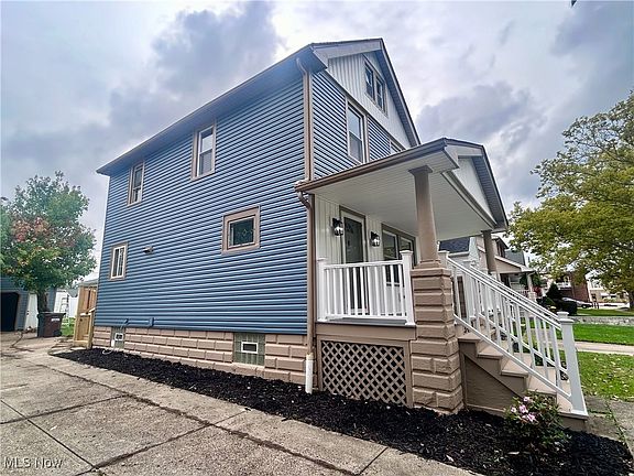 4th image of 3427 Lincoln Ave