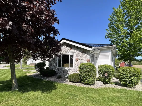 1349 Clark Ave, Bluffton, IN 46714