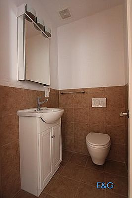 3rd image of 117 Sherman Ave APT 32