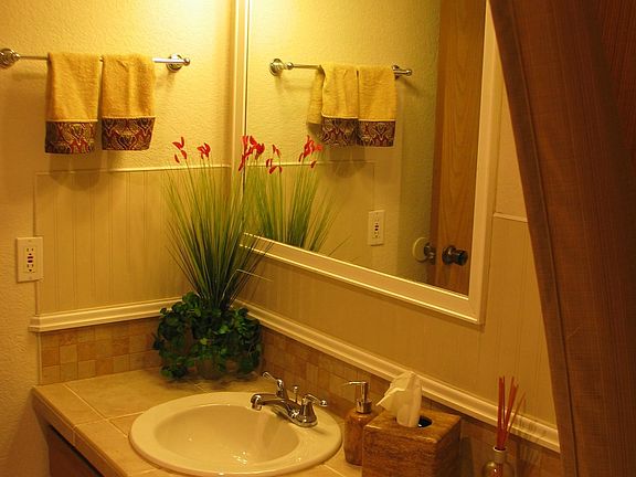 5th image of 18241 73rd Ave NE #109