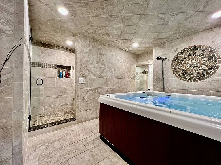7184 Gregory Creek Ln — Photo 7