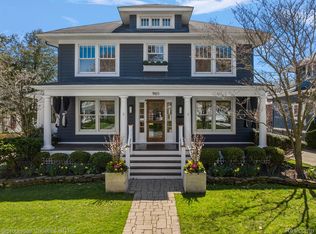 968 Oakland Ave, Birmingham, MI 48009