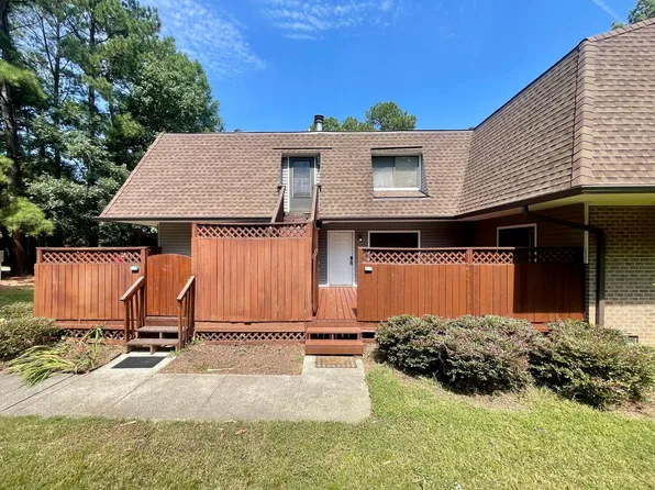 180 Summerwalk Cir, Chapel Hill, NC 27517