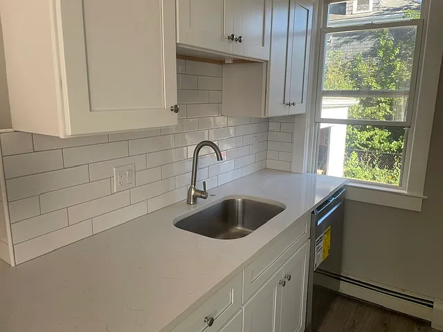 2 bed, 1200 sqft, $2,800 — Photo 1