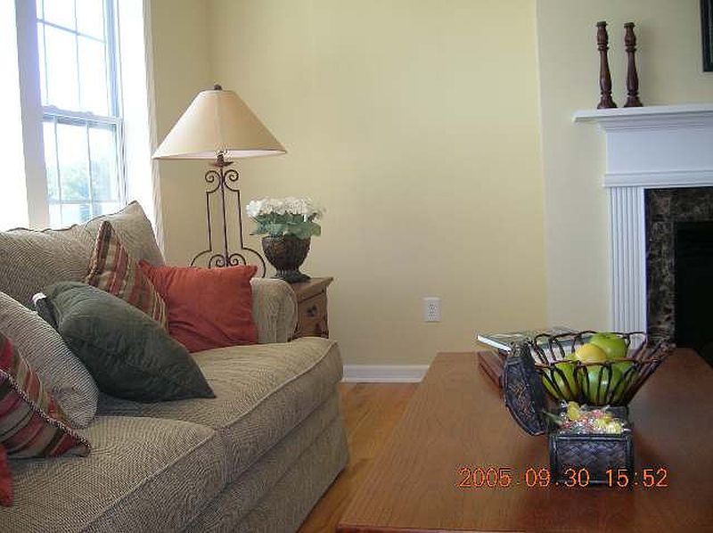 3rd image of 11 CAMBRIDGE Court