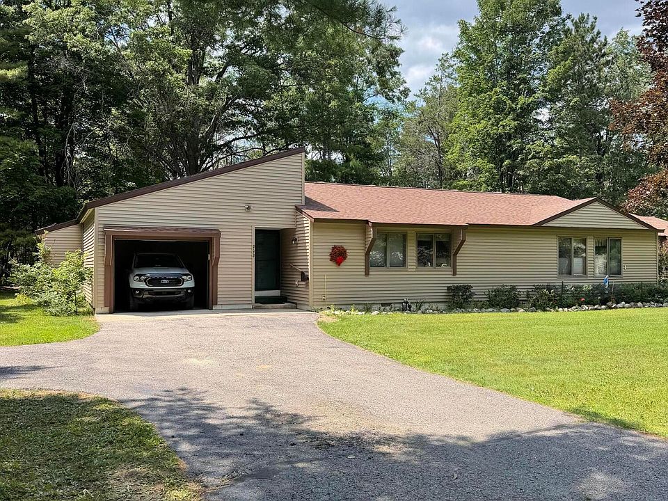 1st image of 2178 Viking Way