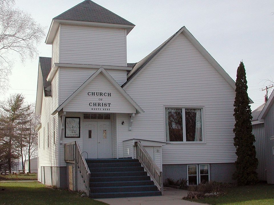 1st image of 130 S Benzie Blvd