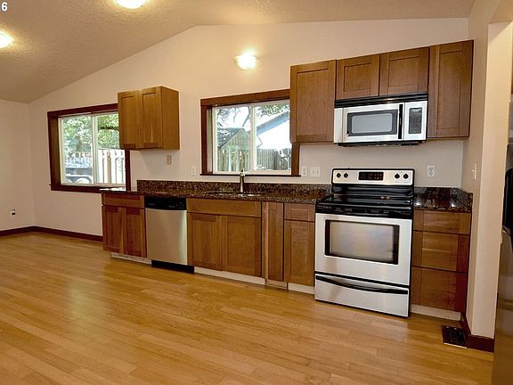 5th image of 3765 Lanewood St